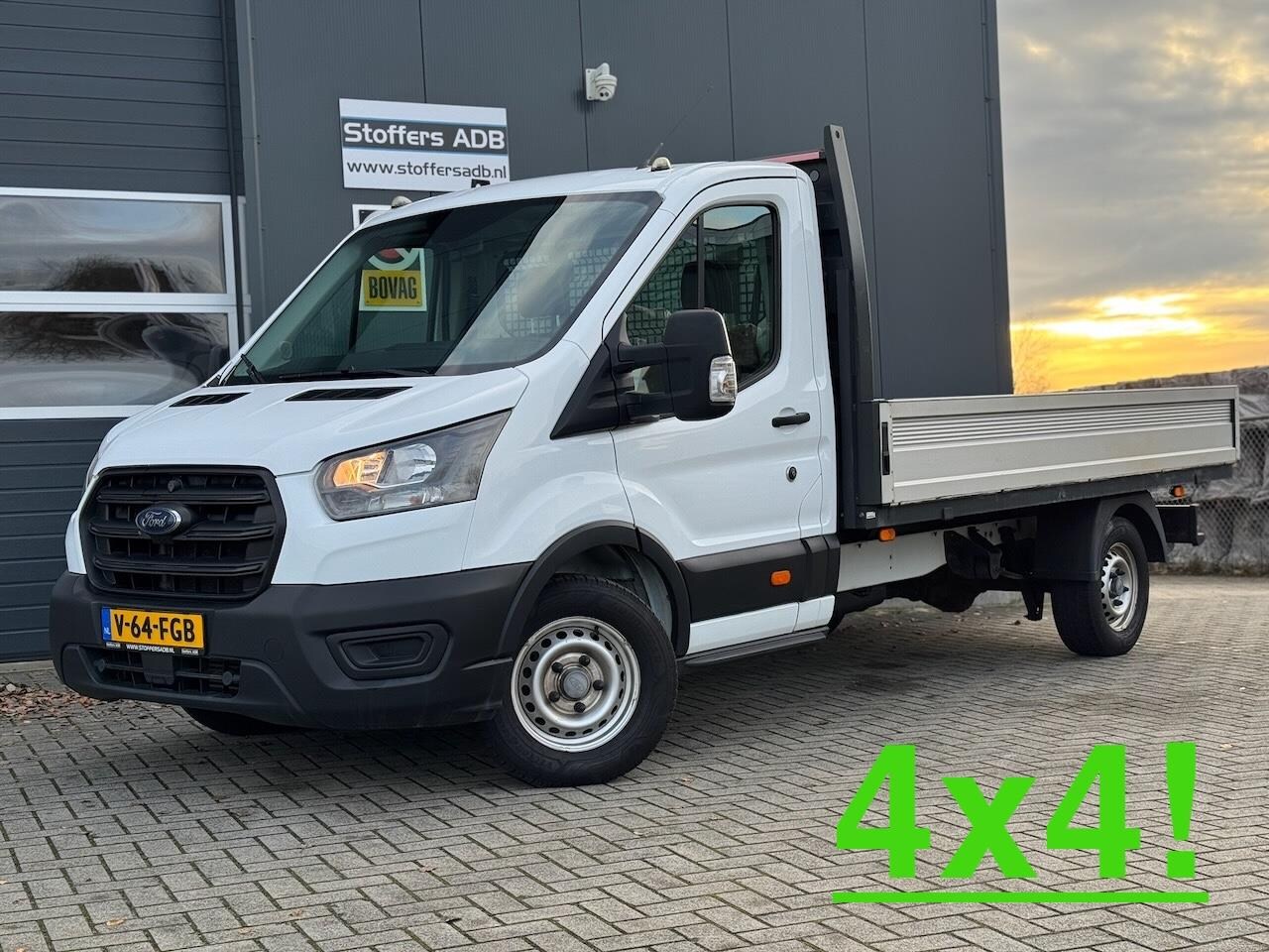 Ford Transit - 350 2.0 TDCI 131pk L3 AWD 4x4 Pick-up | Trekhaak 2800KG | 3.66m laadbak | Airco | Cruise | - AutoWereld.nl