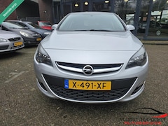 Opel Astra - 1.4 Turbo Sport +