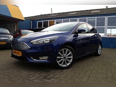 Ford Focus - 1.0i "Titanium" Cruise - Navi 125 Pk