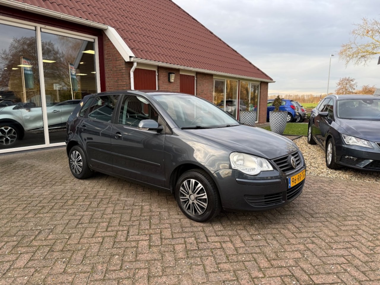 Volkswagen Polo - 1.4-16V COMFORTLINE 5-DRS GOED ONDERHOUDEN! - AutoWereld.nl