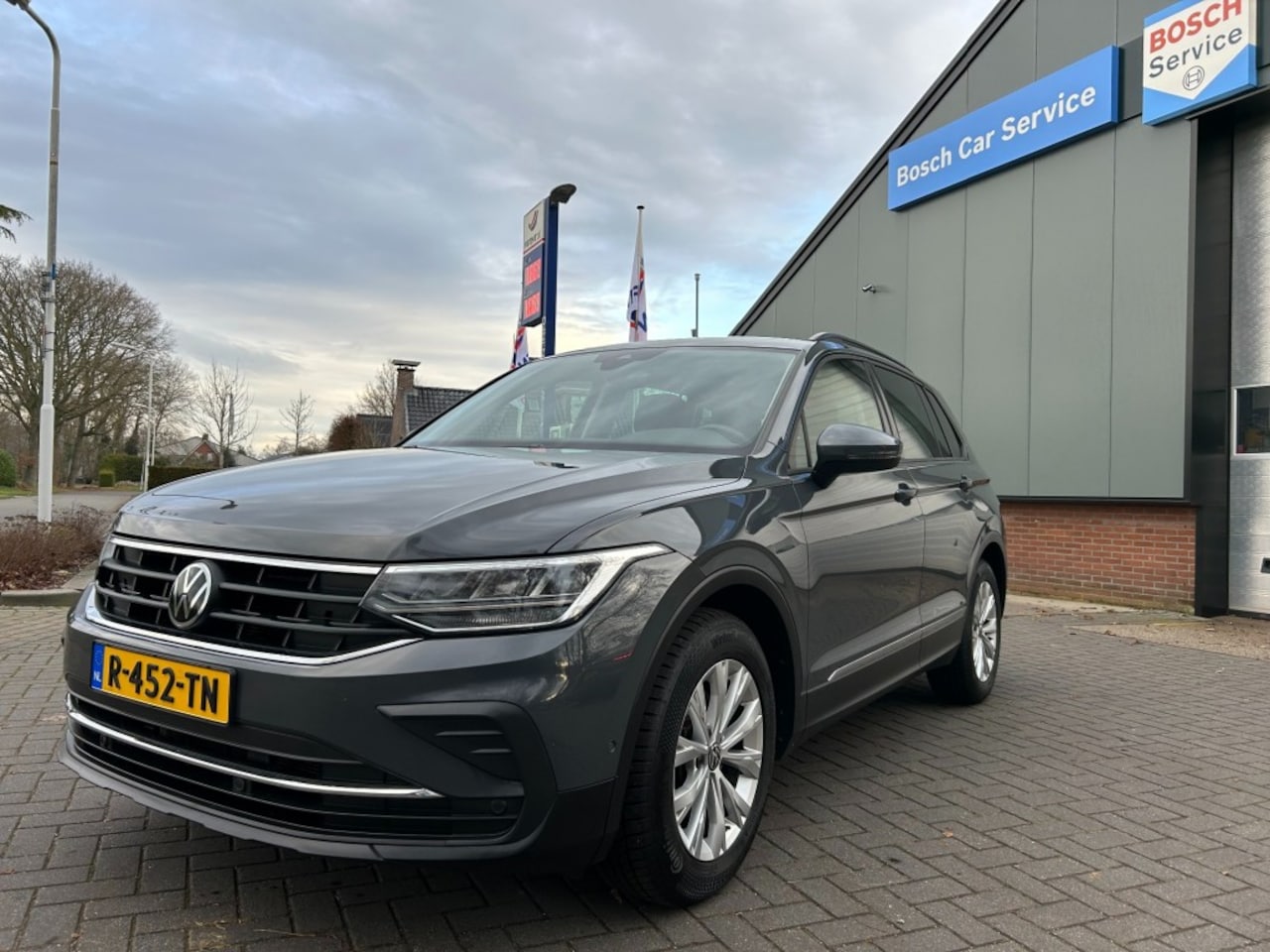Volkswagen Tiguan - 1.5 TSI Life Business 1.5 TSI Life Business - AutoWereld.nl