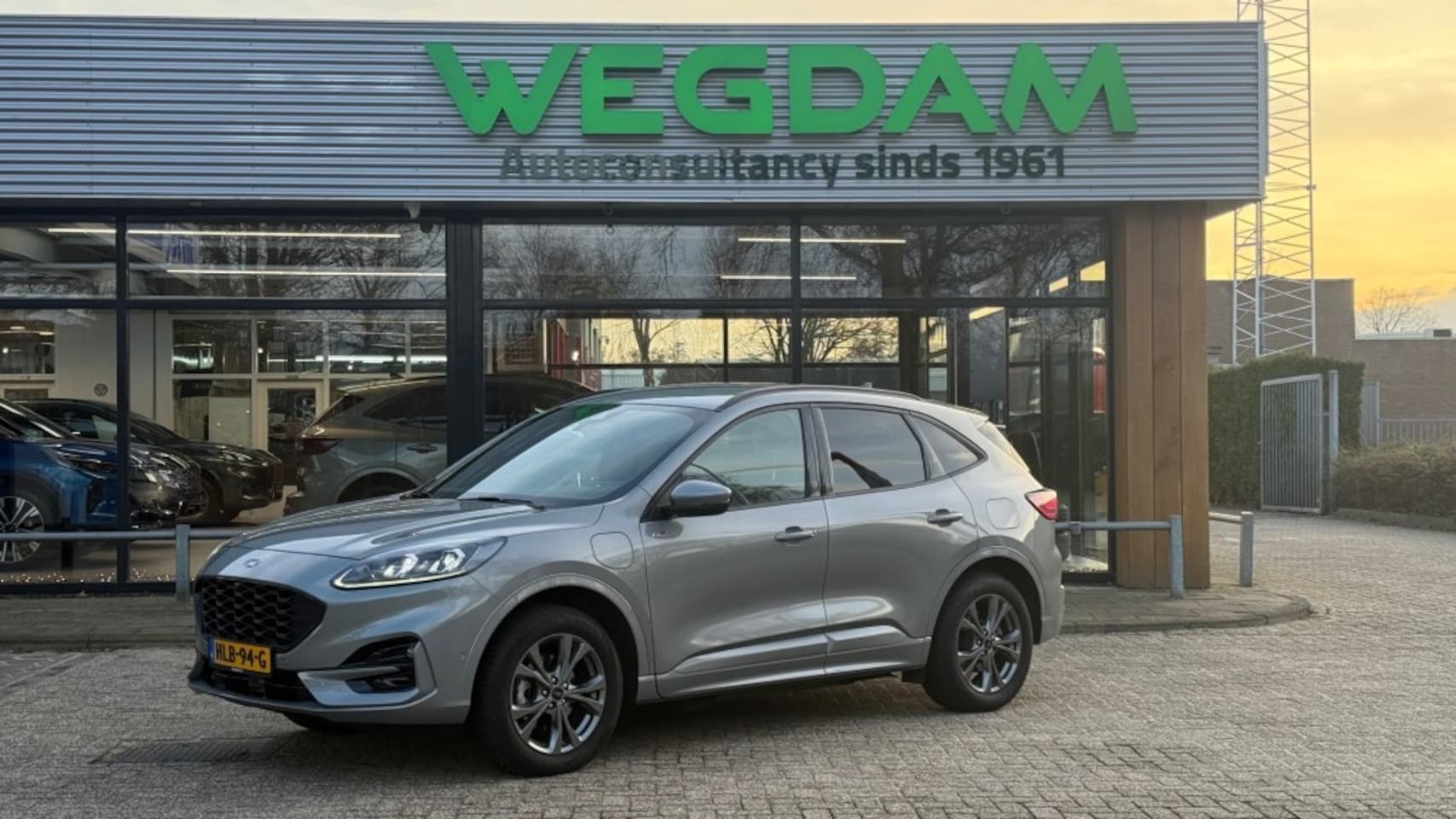 Ford Kuga - 2.5 PHEV ST-LINE X / Trekhaak+Driver+Techno+Winter - AutoWereld.nl