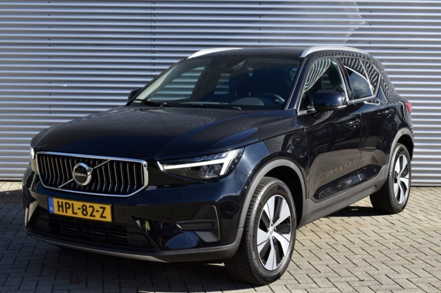 Volvo XC40 - 1.5 T4 RECHARGE / LEDER / H/K AUDIO / EL. STOEL+MEMORY - AutoWereld.nl
