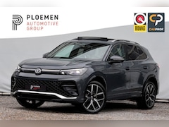 Volkswagen Tiguan - 1.5 eHybrid R-Line Edition - 272 pk *Pano / Trekhaak / 5j garantie