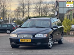 Volvo V70 - 2.4 Edition I | Automaat | Cruise control | APK 23-06-2026 | Airco | Elektrische ramen | T
