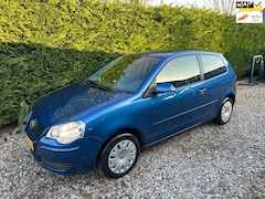 Volkswagen Polo - 1.4-16V Optive Automaat Schuifdak 116DKM NAP