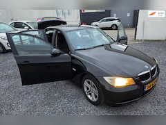 BMW 3-serie - 318i Business Line Zeer netjes