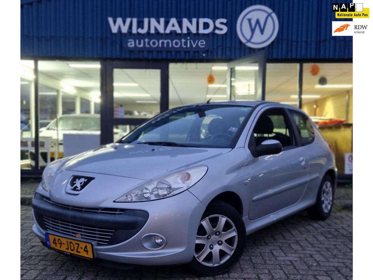 Peugeot 206 - 1.4 XS Trekhaak Airco Elektrische ramen Netjes - AutoWereld.nl