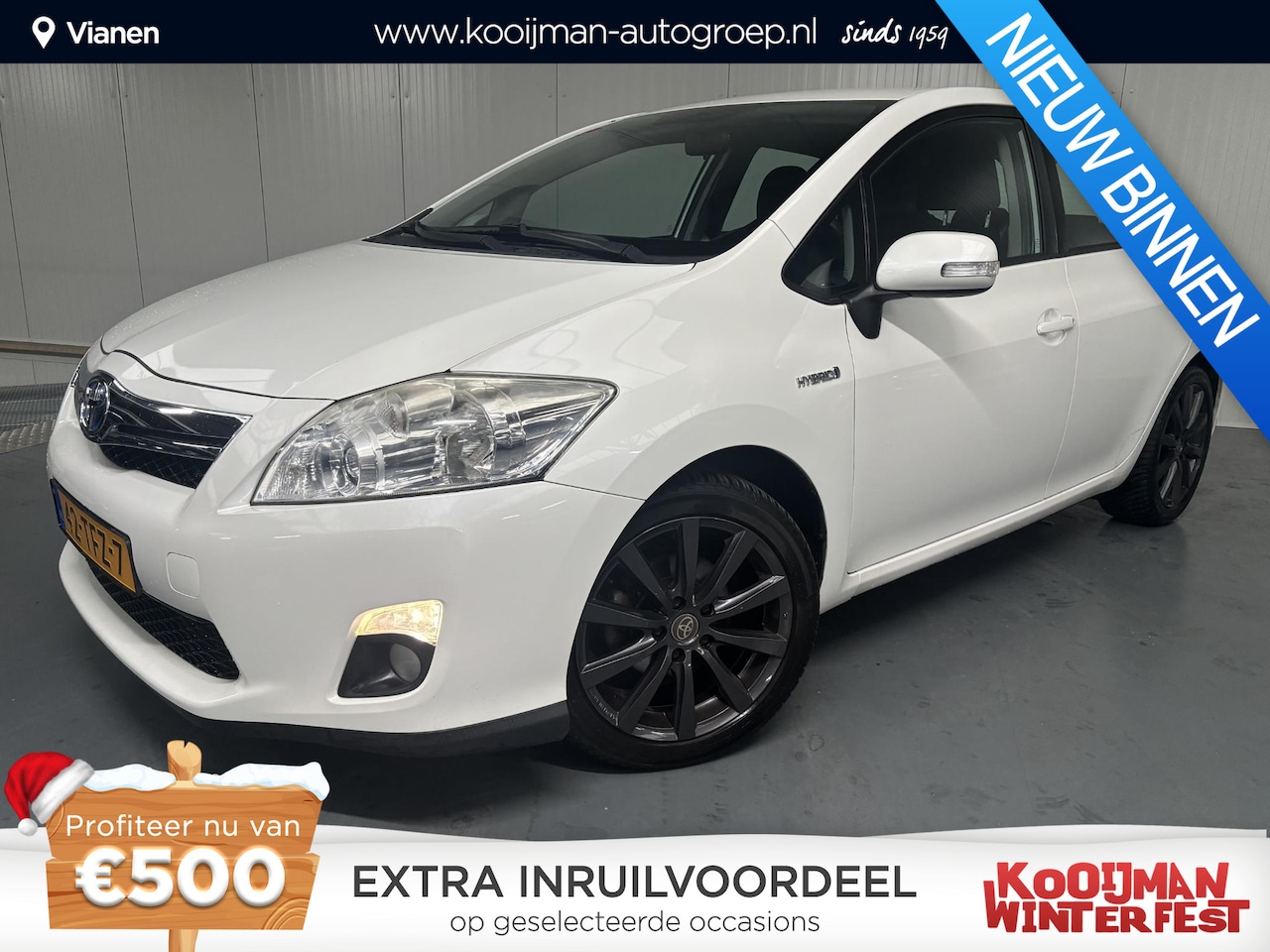 Toyota Auris - 1.8 Full Hybrid Aspiration slechts 96620 KM! 1e eigenaar, LM velgen, Navi - AutoWereld.nl