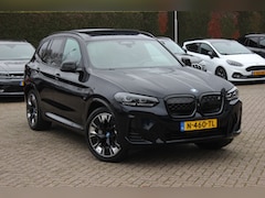BMW iX3 - High Executive 80 kWh / SOH 94, 7% / Trekhaak / Panoramadak / 360Camera / Head-up / 20'' /