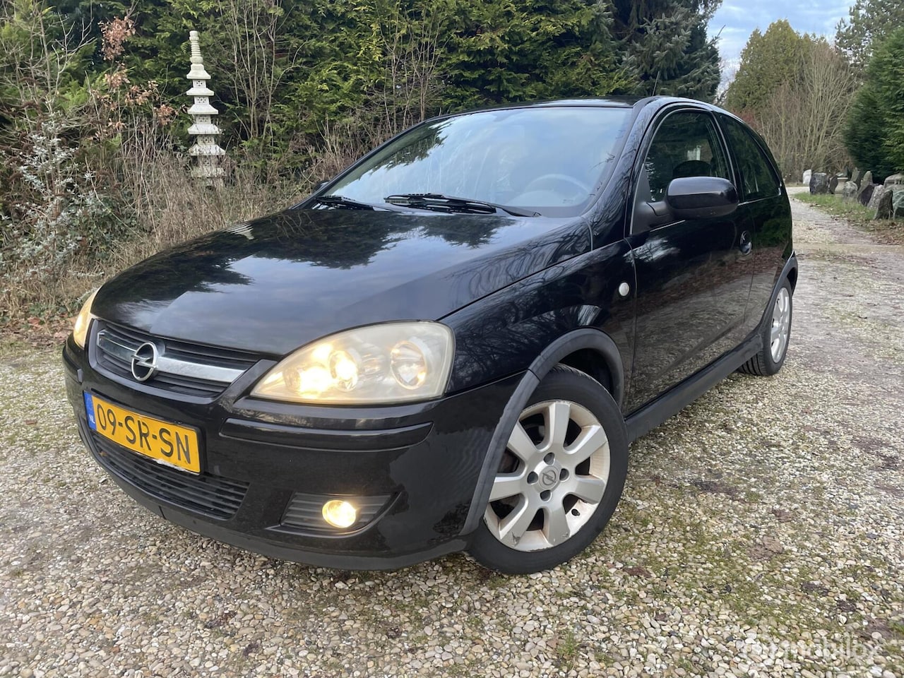 Opel Corsa - 1.2-16V Sport 1.2-16V Sport,Airco,Trekhaak - AutoWereld.nl