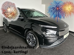 Hyundai Kona - Comfort Smart 64.8 kWh | Warmtepomp | Head-up display | Trekhaak | Voorzetels en stuur ver