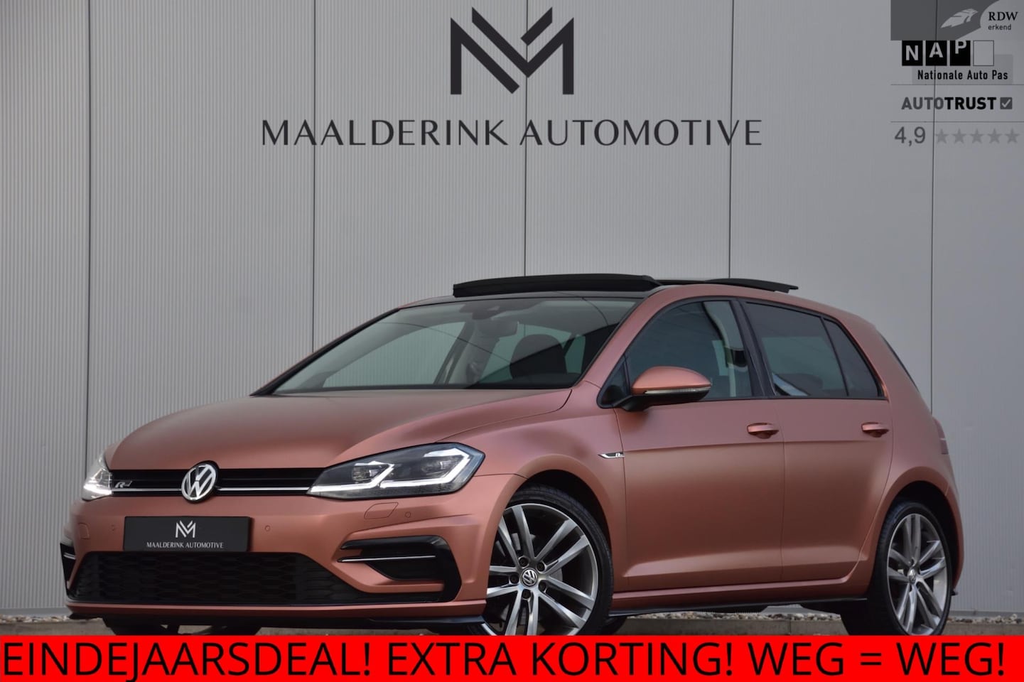Volkswagen Golf - 1.5 TSI 150pk DSG Highline R-line Uniek Full Option Panodak, Keyless, DynAudio, Digitale C - AutoWereld.nl