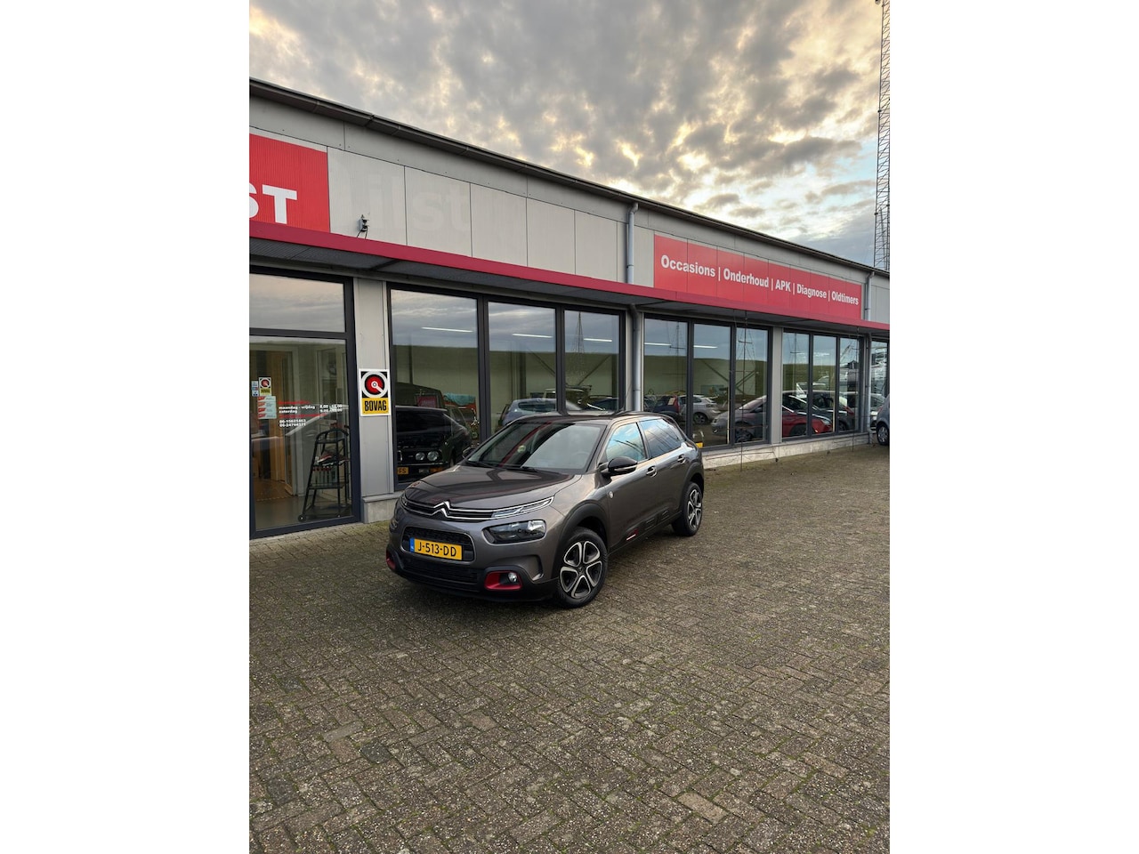 Citroën C4 Cactus - 1.2 PureTech C-series 1.2 PureTech C-series - AutoWereld.nl