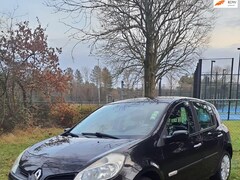 Renault Clio - 1.2 TCE Special Rip Curl 5 Deurs N.A.P nieuwe apk