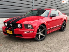Ford Mustang - USA 4.6 V8 GT AUTOMAAT LEER 305PK APK