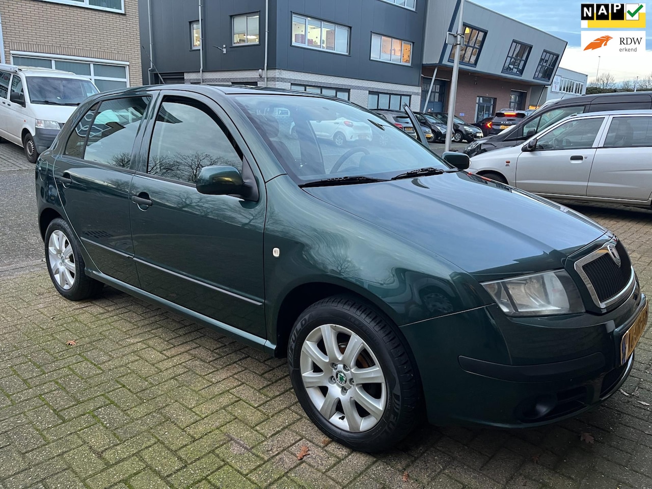 Skoda Fabia - 1.2-12V Equipe 1.2-12V Equipe - AutoWereld.nl