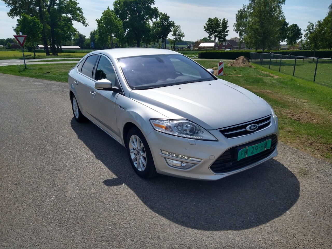 Ford Mondeo - 2.0 EcoBoost Titanium 2.0 EcoBoost Titanium - AutoWereld.nl