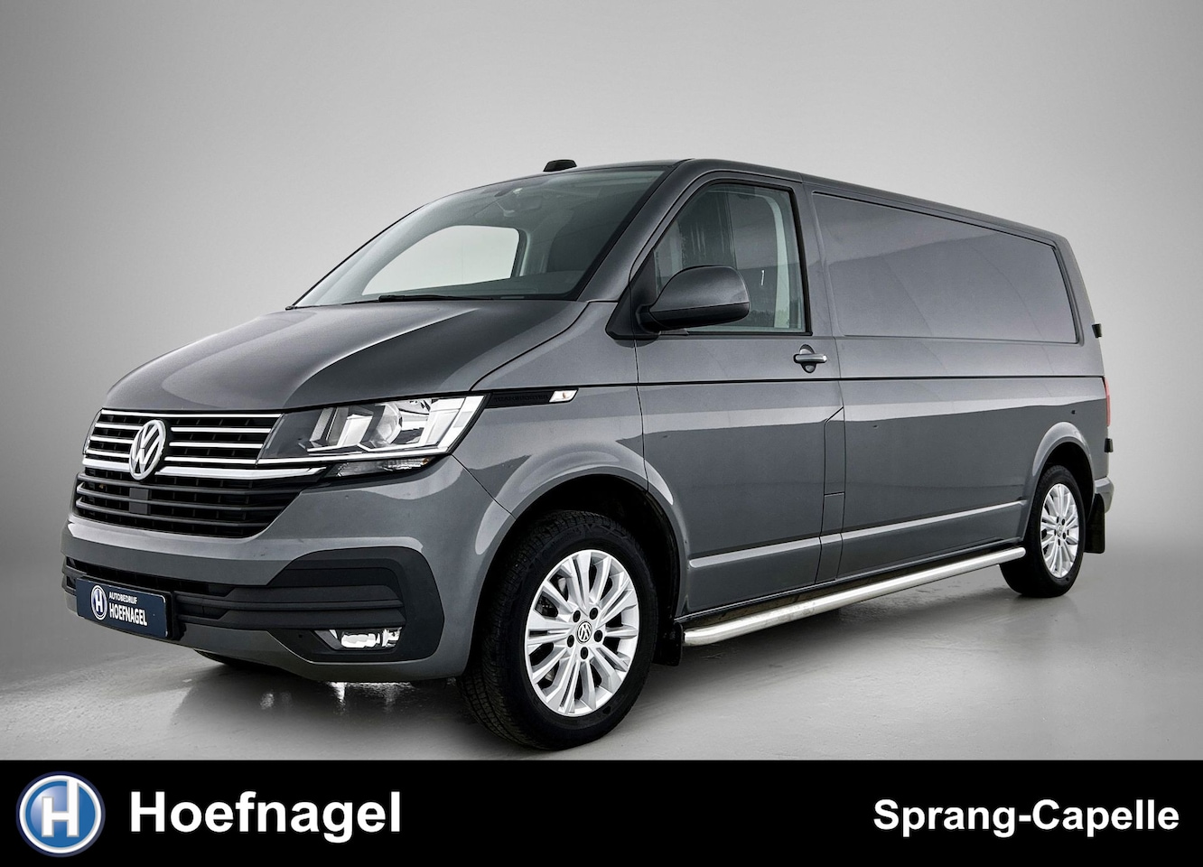 Volkswagen Transporter - 2.0 TDI L2H1 28 Comfortline | Trekhaak | Navi | Cruise Control | Parkeersensoren - AutoWereld.nl