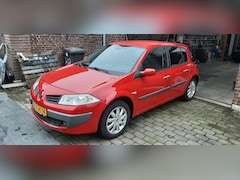 Renault Mégane - 1.6-16V Dynamique