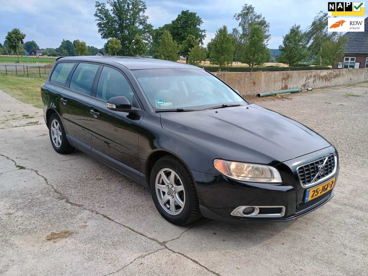 Volvo V70 - 2.4D Limited Edition 2.4D Limited Edition - AutoWereld.nl