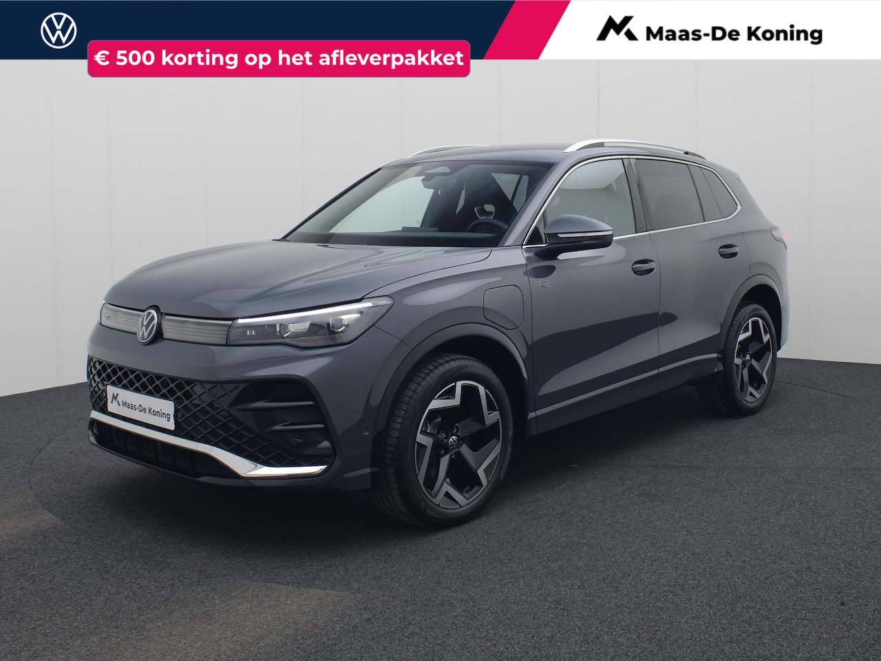 Volkswagen Tiguan - 1.5eHybrid 200kW/272PK R-Line DSG · Panoramadak · Trekhaak · Massagefunctie · Garantie t/m - AutoWereld.nl