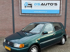 Volkswagen Polo - 1.6