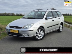 Ford Focus Wagon - 1.6-16V Futura