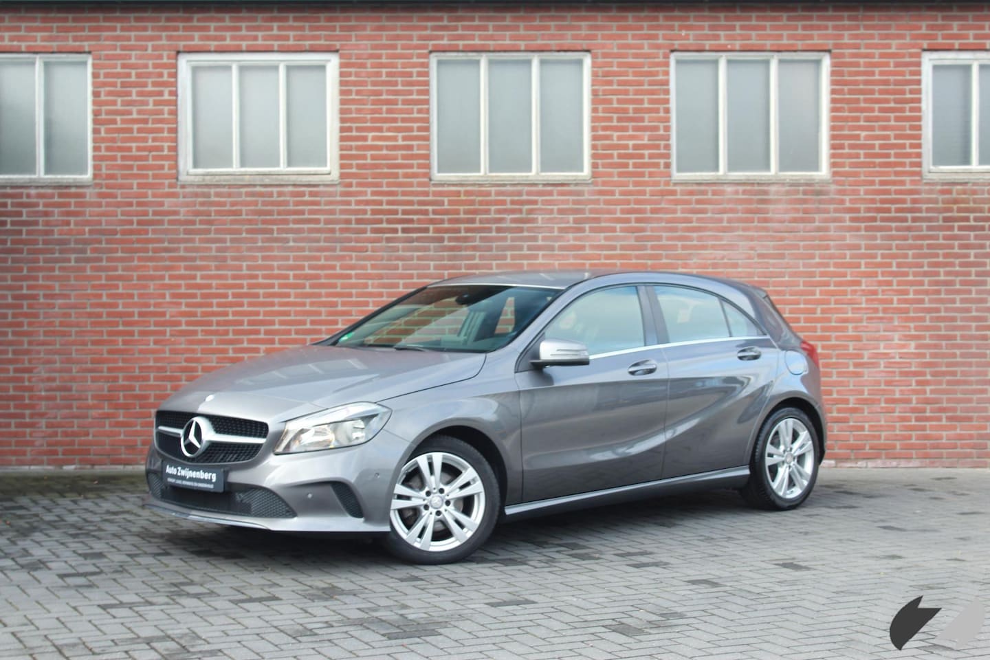 Mercedes-Benz A-klasse - 180 Ambition | Cruise | Bluetooth | Stoelverwarming | - AutoWereld.nl