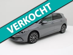 Volkswagen Golf - 1.5 eTSI Style Pano, Sfeerverlichting, Virtual Cockpit, ACC
