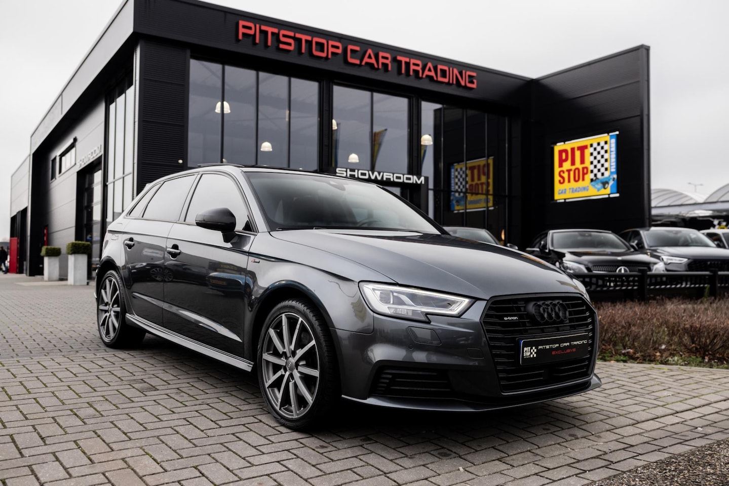 Audi A3 Sportback - 1.4 e-tron S-Line, Pano, B&O, ACC, Standkachel, Full Option! - AutoWereld.nl