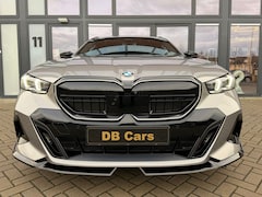 BMW 5-serie Touring - 520i, M-SPORT, H&K, STOELVENT.ADAPTIEF.TREKHAAK