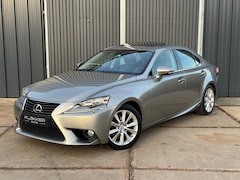 Lexus IS - 300h Business Line Schuifdak | Camera | Parkeersensoren