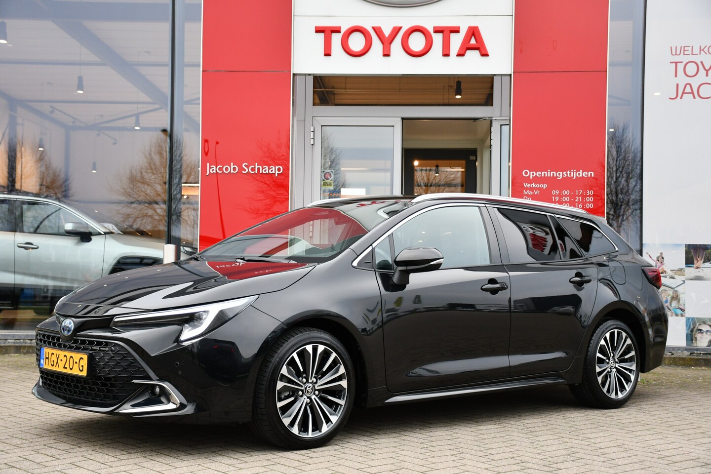 Toyota Corolla Touring Sports - Hybrid 140 Dynamic Automaat 140pk | Apple Carplay/Android Auto | PDC vóór- & achter | BTW- - AutoWereld.nl