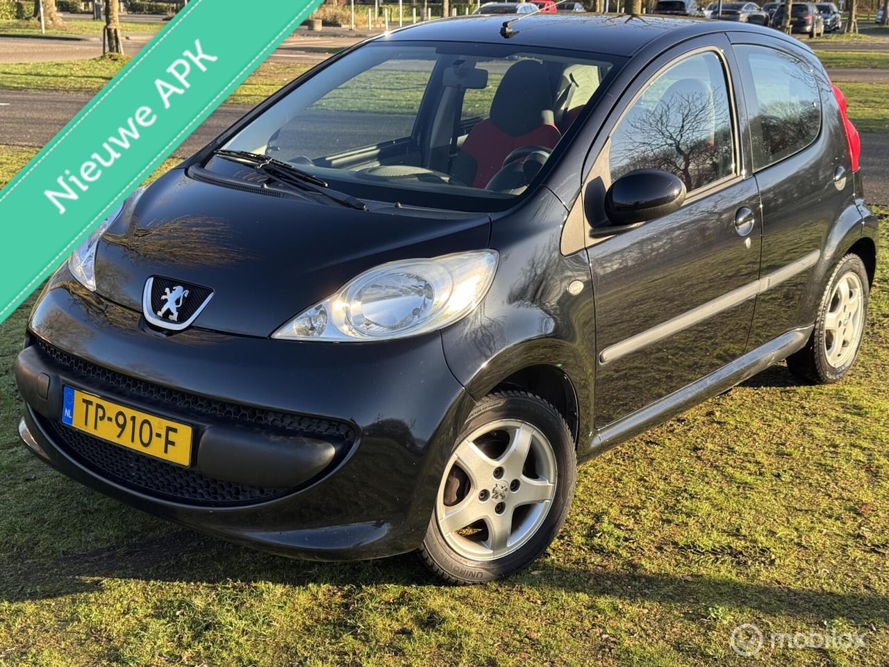 Peugeot 107 - 1.0 Nieuw APK! - AutoWereld.nl