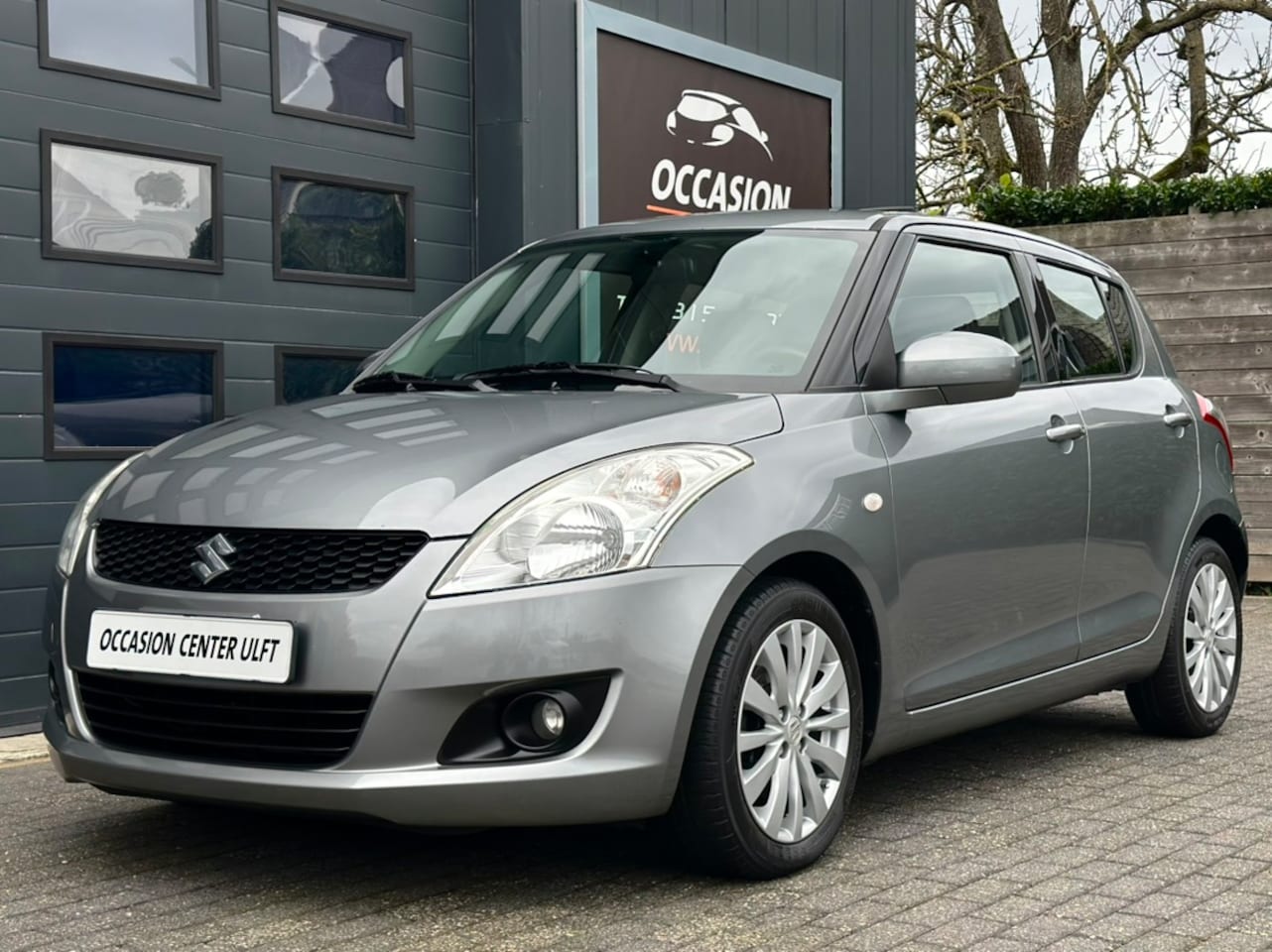 Suzuki Swift - CLIMATE CRUISE CONTR / EL DAK / NAVIGATIE ... - AutoWereld.nl