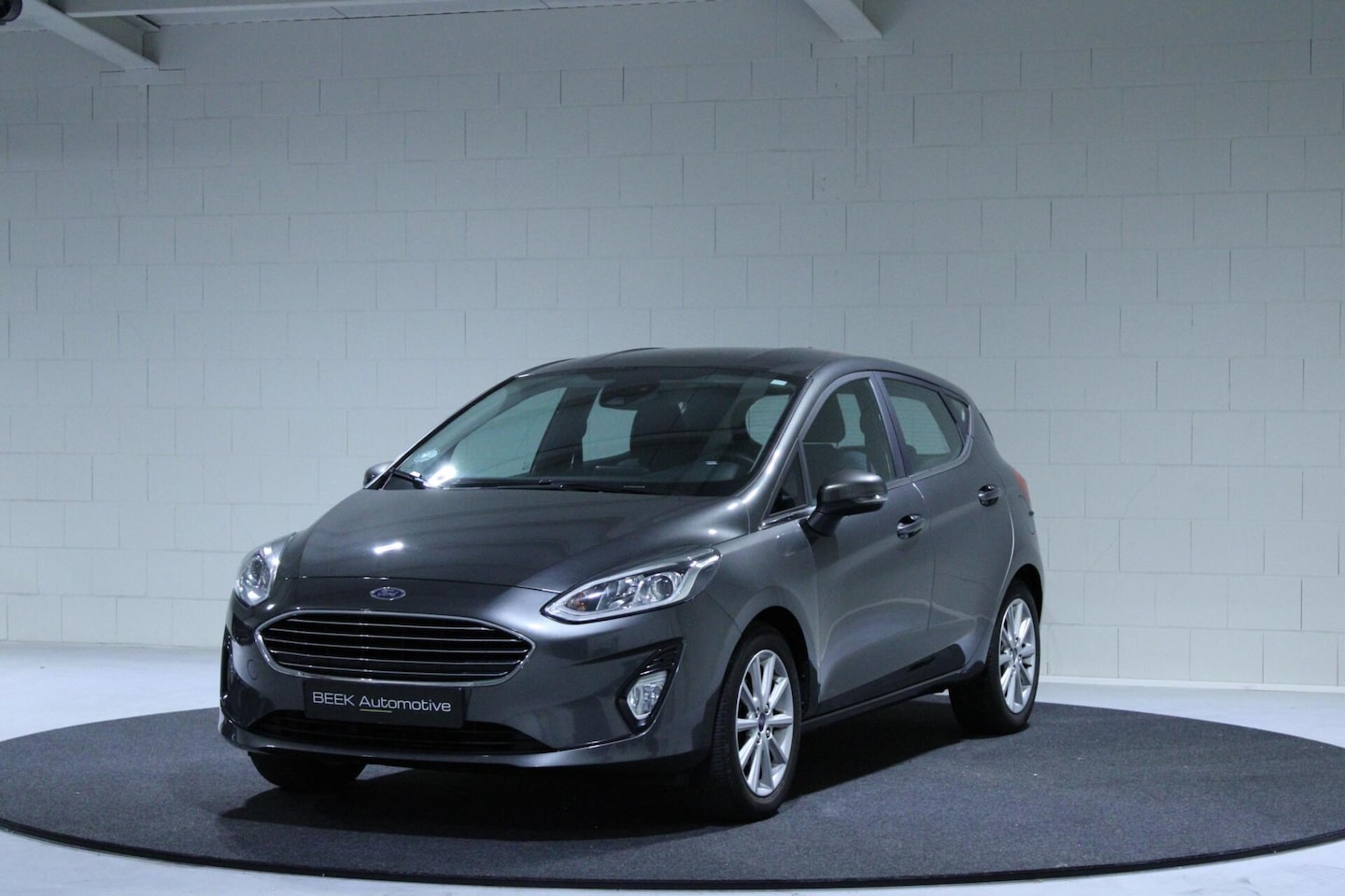 Ford Fiesta - 1.0 EcoBoost Titanium | PDC | Stoelverwarming - AutoWereld.nl
