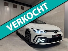 Volkswagen Golf - 2.0 TSI GTI Pano | Leder | Memory | Nieuwstaat