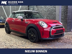 MINI Cooper - Classic 33 kWh | Half Leder | Stoelverwarming | LED | Navigatie | PDC A