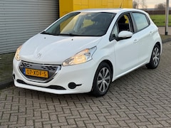 Peugeot 208 - 1.4 eHDI Automaat Bj 2012 5drs Airco Navigatie