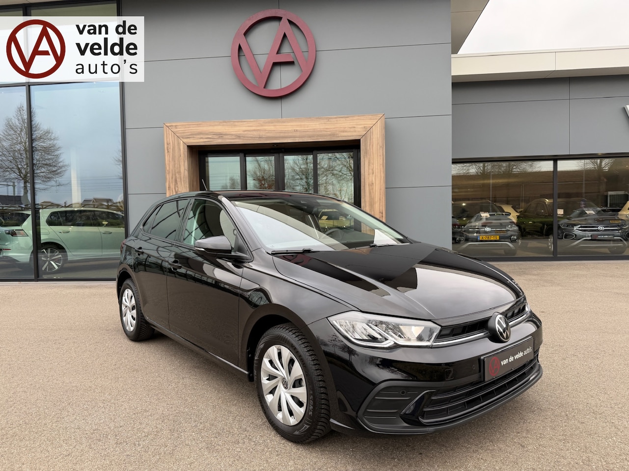 Volkswagen Polo - 1.0 TSI DSG Life | Camera | Led | Navi | Climate control | 4-season | Rijklaar incl. garan - AutoWereld.nl