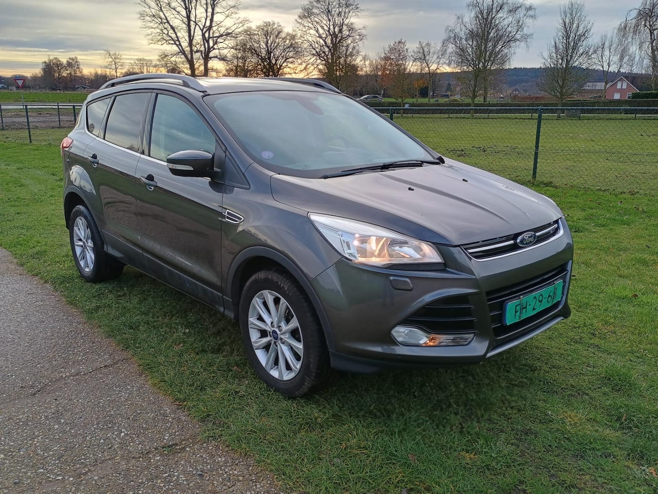 Ford Kuga - 1.5 Titanium Plus EXPORTPRIJS - AutoWereld.nl