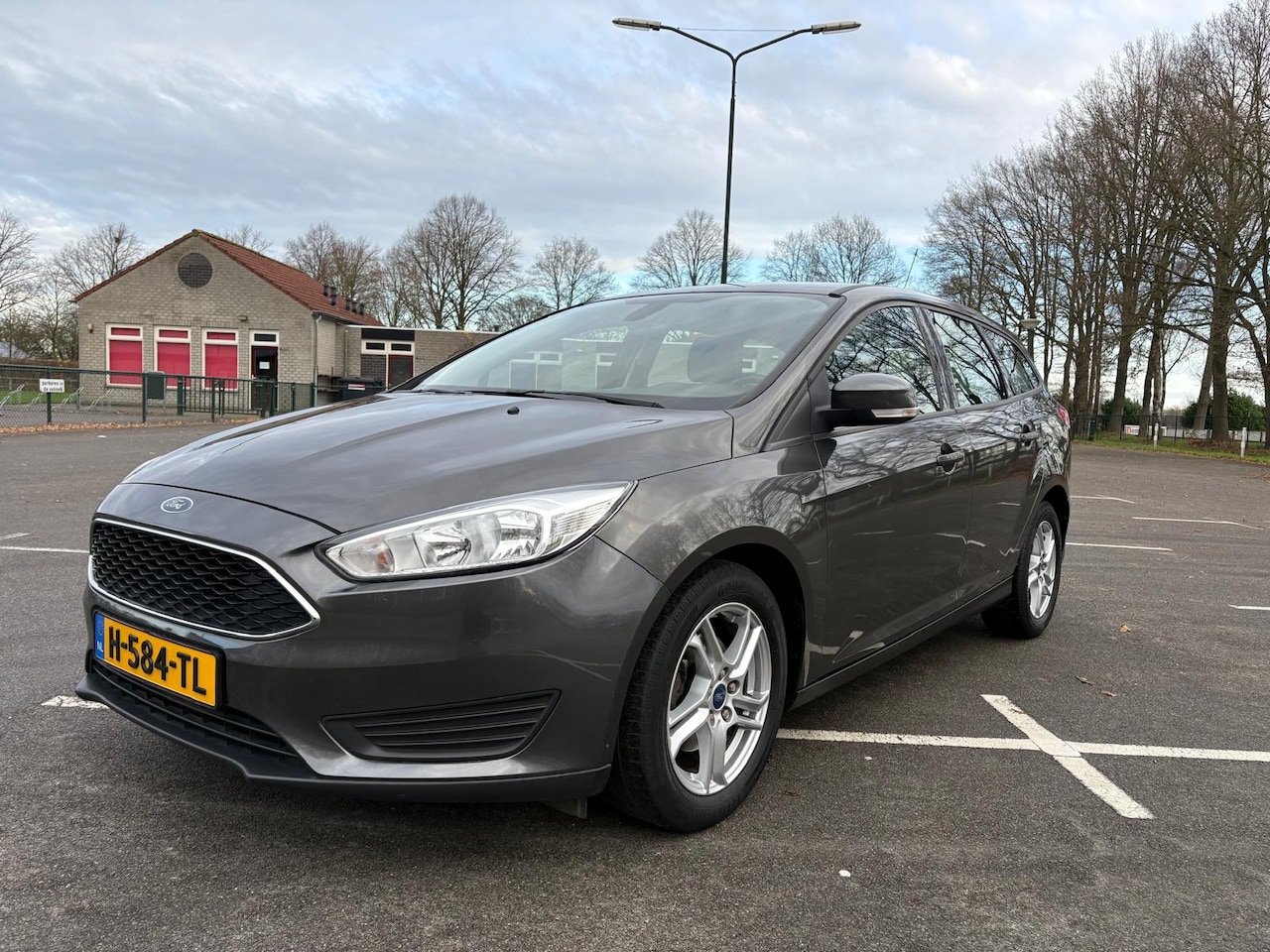 Ford Focus Wagon - 1.0 Lease Edition 133936 KM - AutoWereld.nl