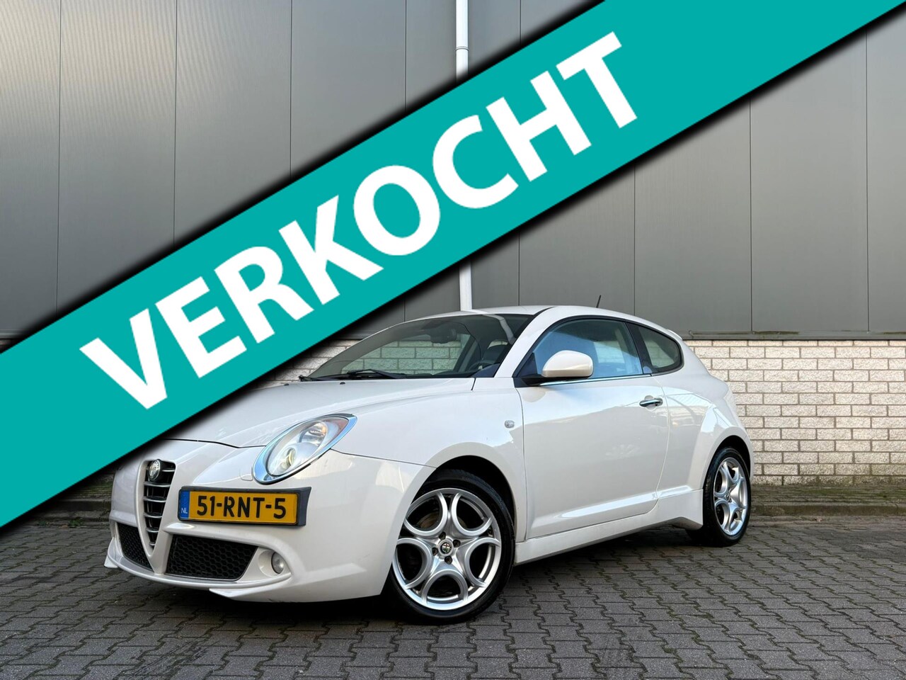 Alfa Romeo MiTo - 1.3 JTDm ECO Essential-Leer-Xenon-Bose-Clima-Navi-Stoelverwarming-Cruise - AutoWereld.nl