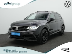 Volkswagen Tiguan - 1.4 TSI eHybrid 245 pk DSG R-Line | Panoramadak | Trekhaak | Navigatie Discover Pro | 360