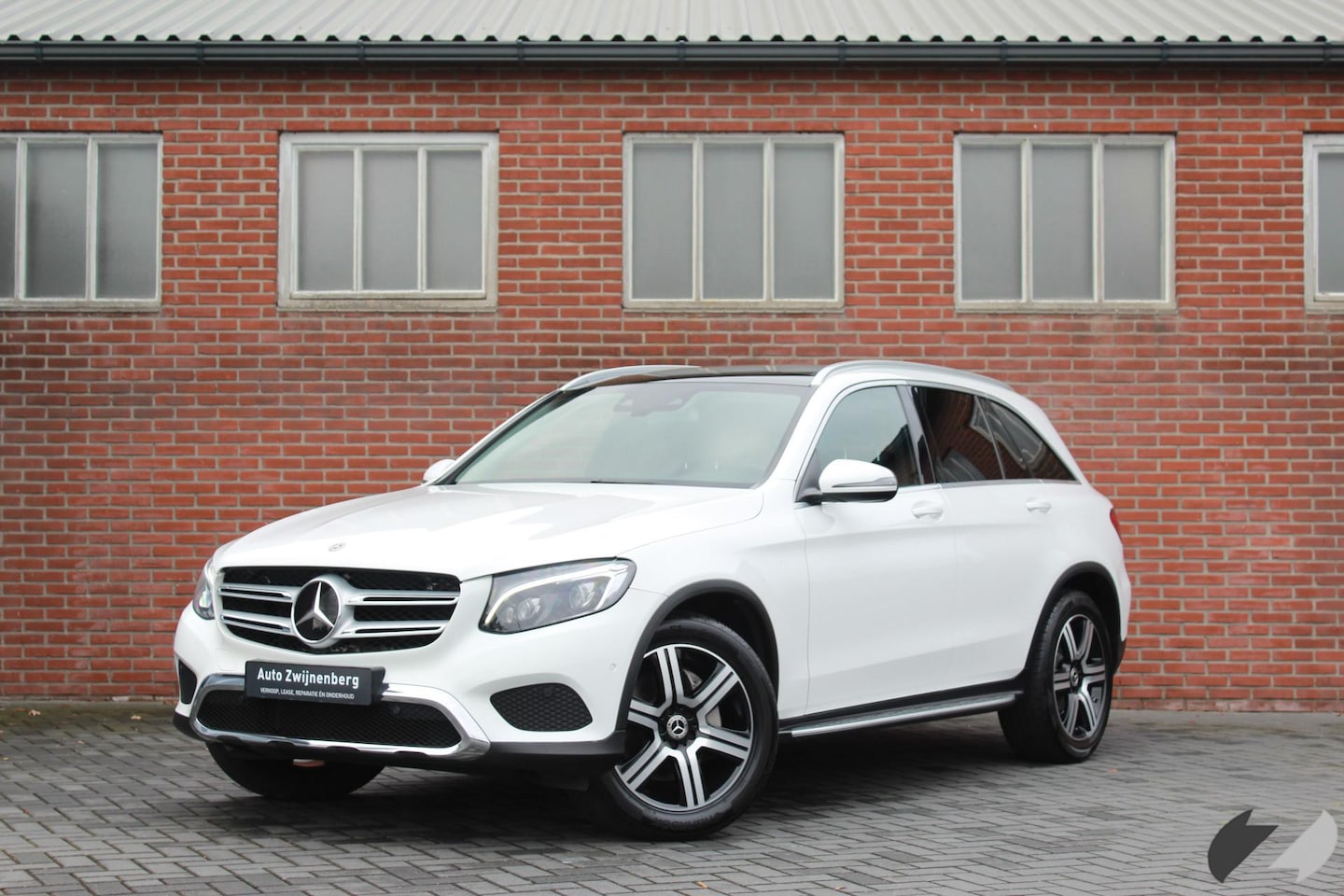 Mercedes-Benz GLC-klasse - 250 4MATIC | Pano | Trekhaak | - AutoWereld.nl