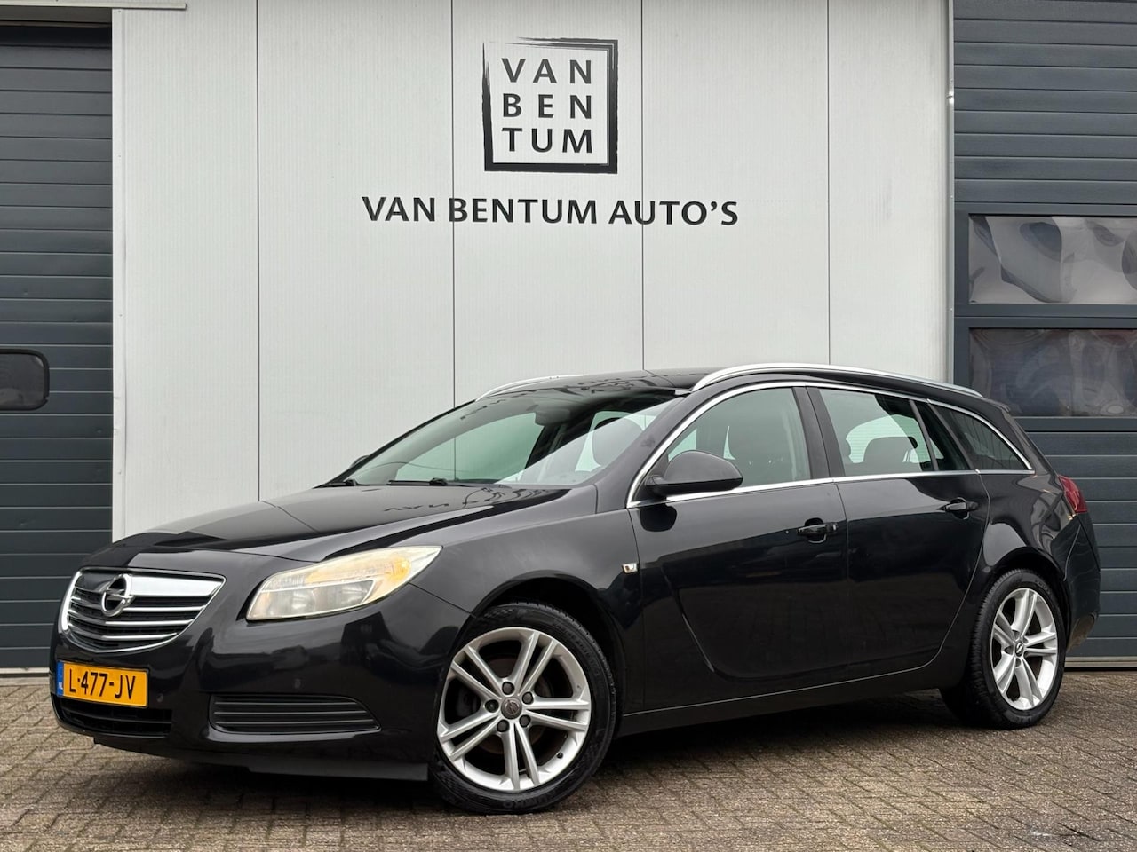 Opel Insignia Sports Tourer - 2.0CDTi 131pk EcoFLEX Navi Clima Cruise - AutoWereld.nl