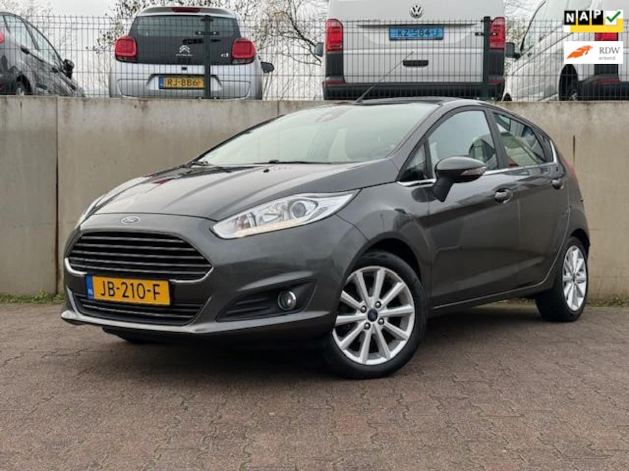 Ford Fiesta - 1.0 EcoBoost Titanium/NAVI/CLIMA/PDC/CRUISE/NL AUTO/ - AutoWereld.nl
