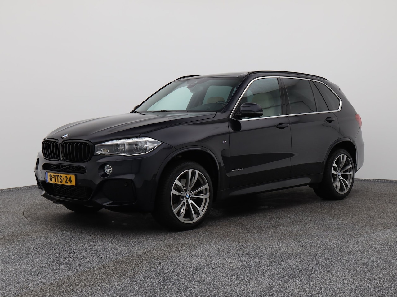 BMW X5 - xDrive35i High Executive | PANO | 360° | HUD | MEMORY | STOELVERWARMING - AutoWereld.nl