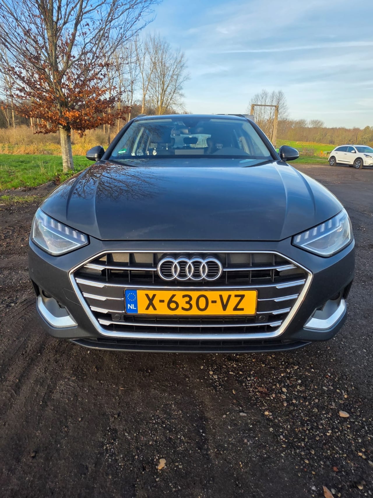 Audi A4 Avant - 2.0 TFSI MHEV Design - AutoWereld.nl